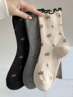 جوراب پینترستی گل گلی لب فری