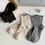 جوراب پینترستی گل گلی لب فری